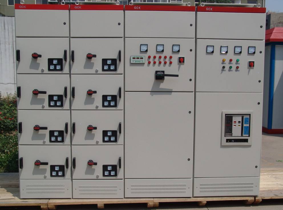 解析抽出式電氣開關柜 知名廠家、主流品牌、產品圖片與行業熱帖全覽